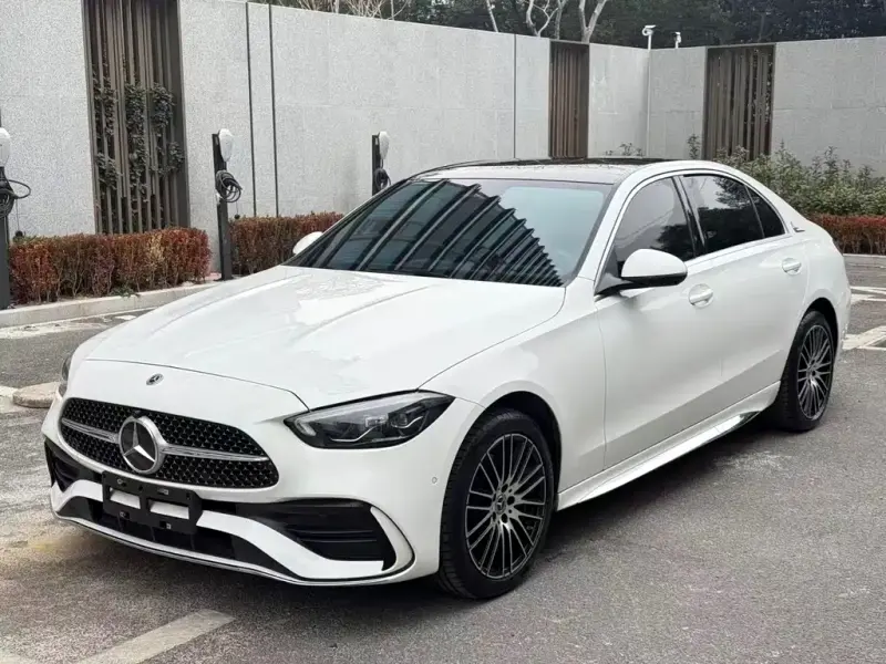 Mercedes-Benz C-Class, 2025