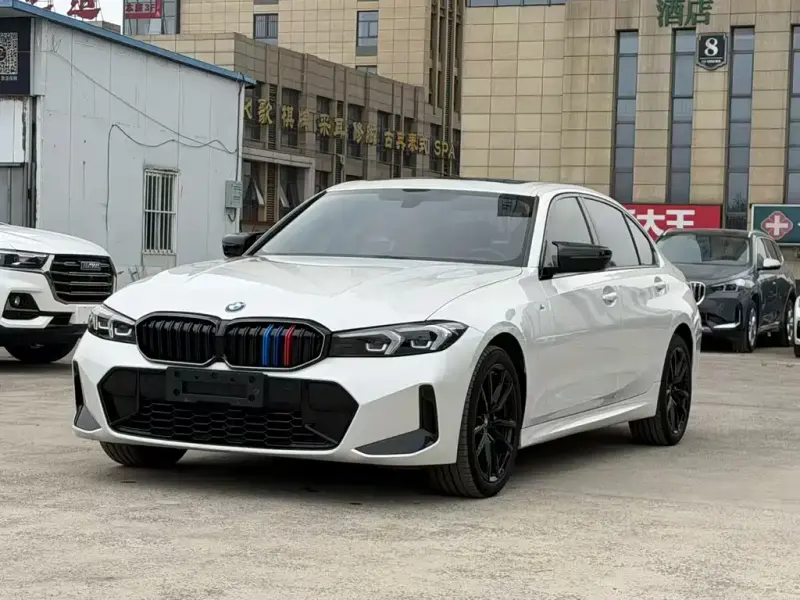 BMW 3 Series, 2023