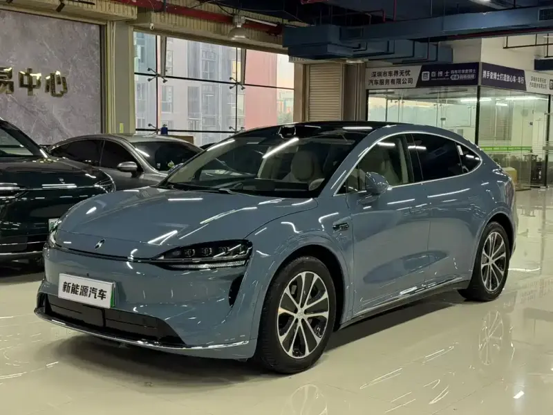 Luxeed Zhijie R7, 2025