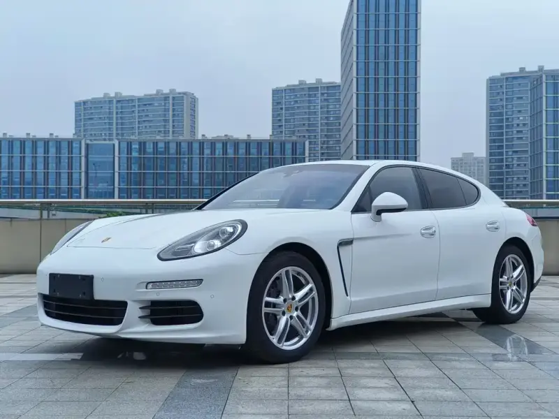 Porsche Panamera, 2016 — фото 1