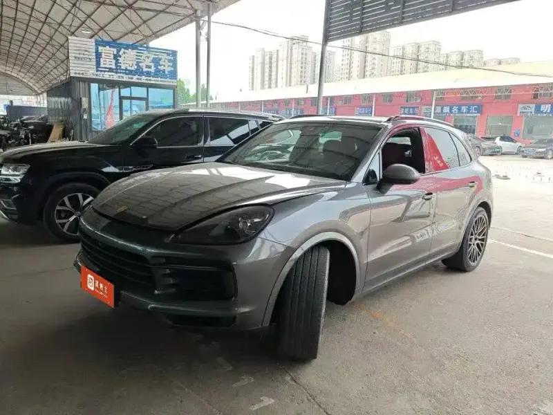 Porsche Cayenne, 2022