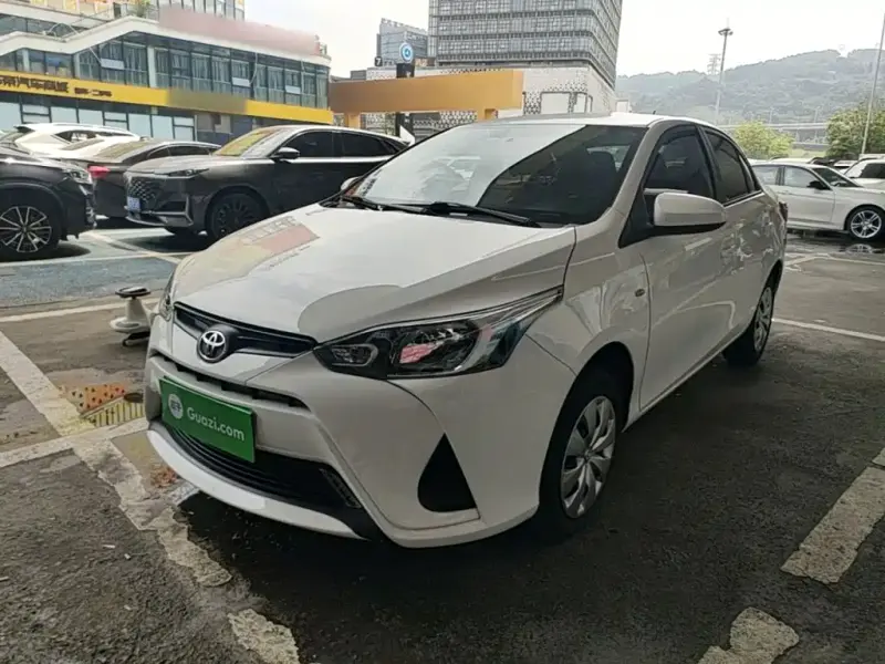 Toyota Yaris L, 2022