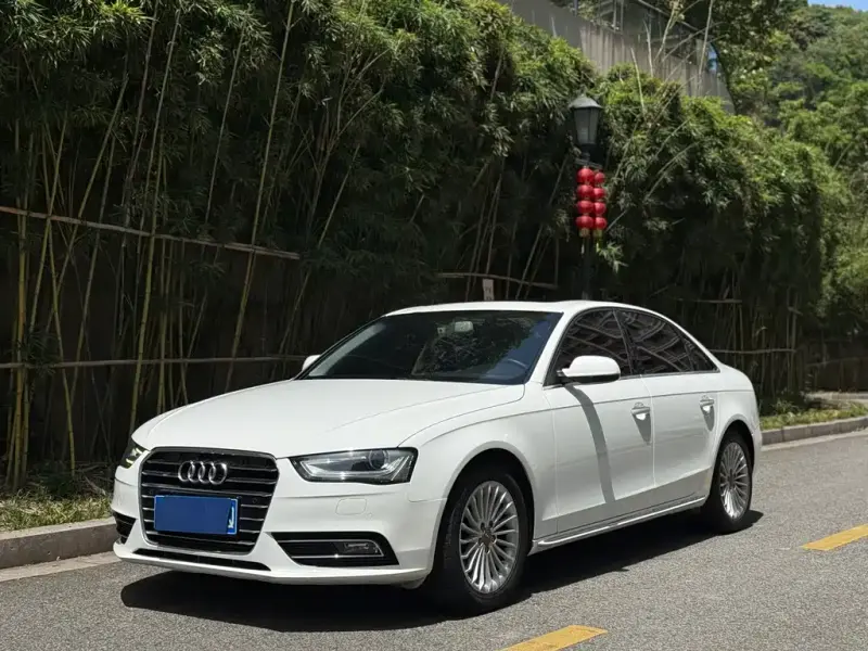 Audi A4L, 2016 — фото 1