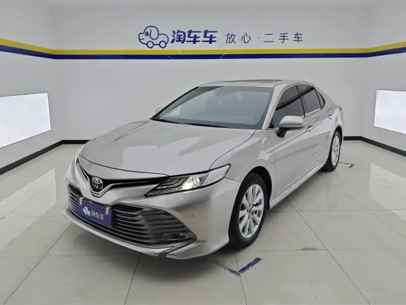 Toyota Camry, 2019