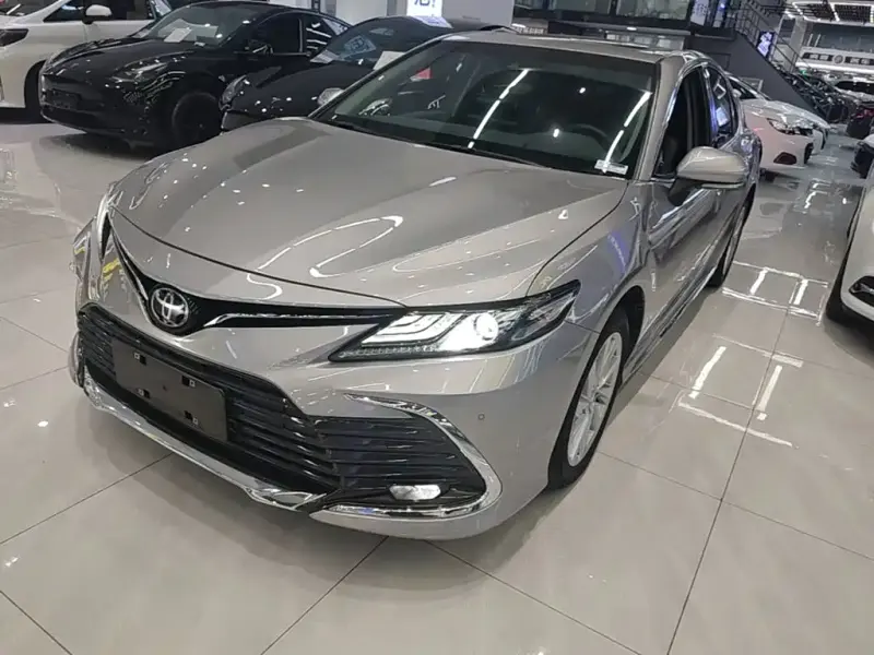 Toyota Camry, 2023