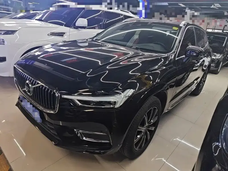 Volvo XC60, 2018 — фото 1