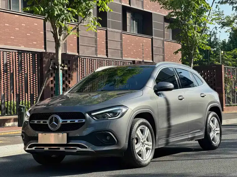 Mercedes-Benz GLA, 2022 — фото 1