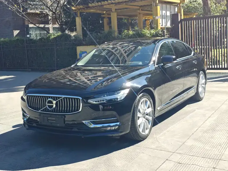 Volvo S90, 2020