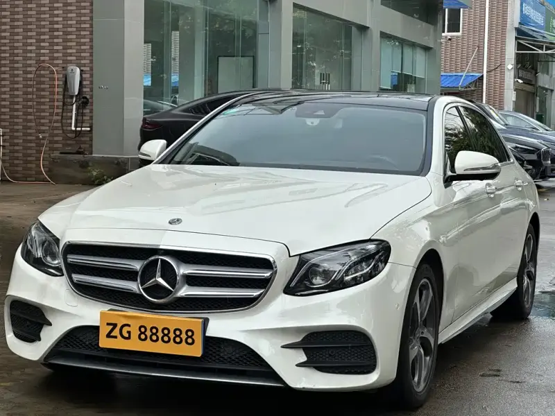 Mercedes-Benz E-Class, 2018