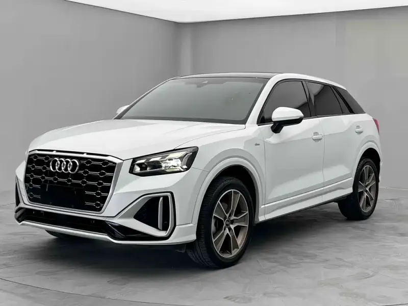 Audi Q2L, 2022