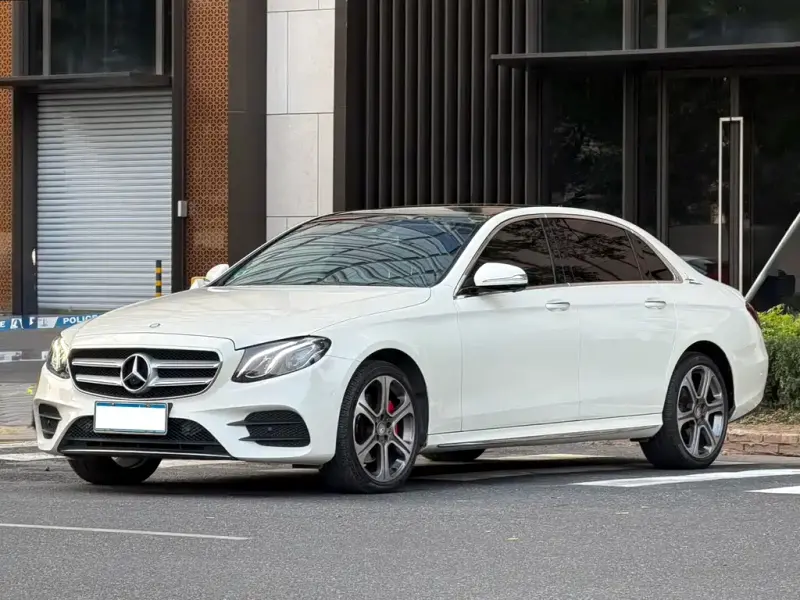 Mercedes-Benz E-Class, 2016 — фото 1