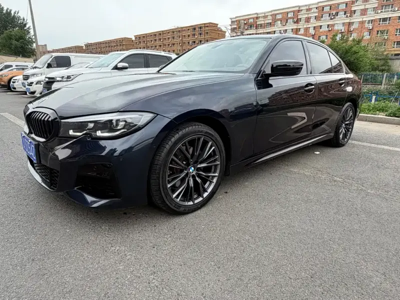 BMW 3 Series, 2022
