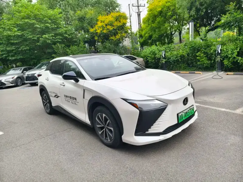 Lexus RZ, 2023
