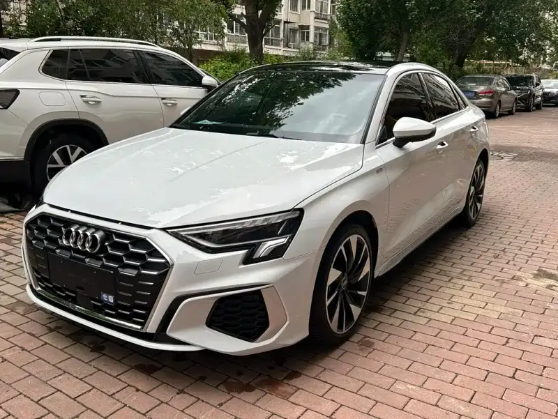 Audi A3, 2023 — фото 1