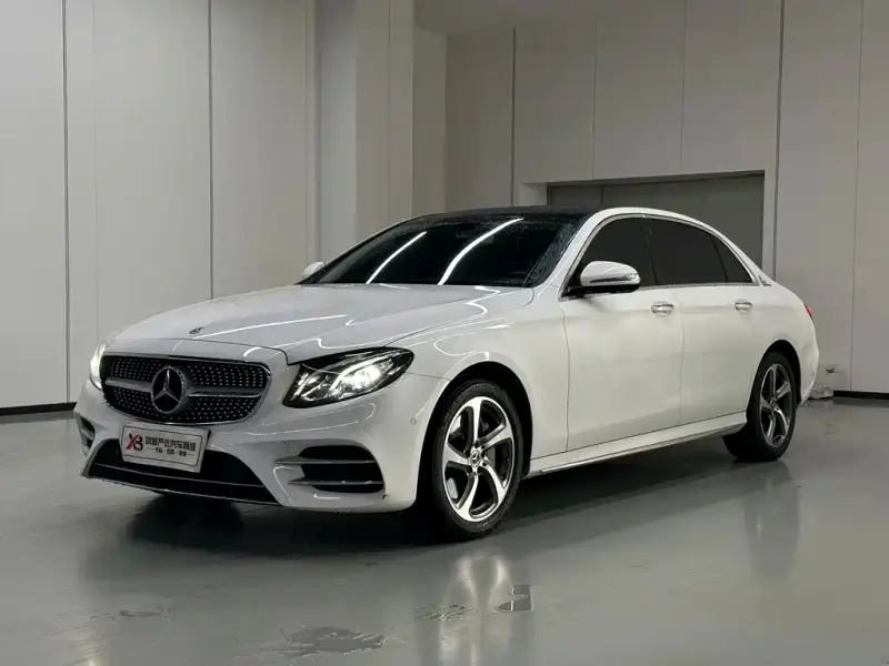 Mercedes-Benz E-Class, 2019 — фото 1