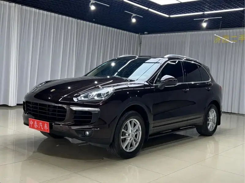 Porsche Cayenne, 2015