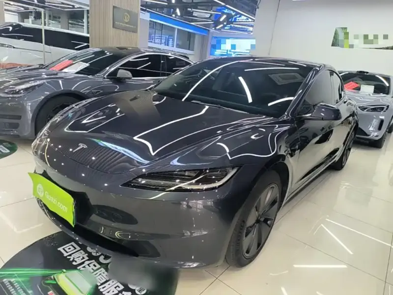 Tesla Model 3, 2024
