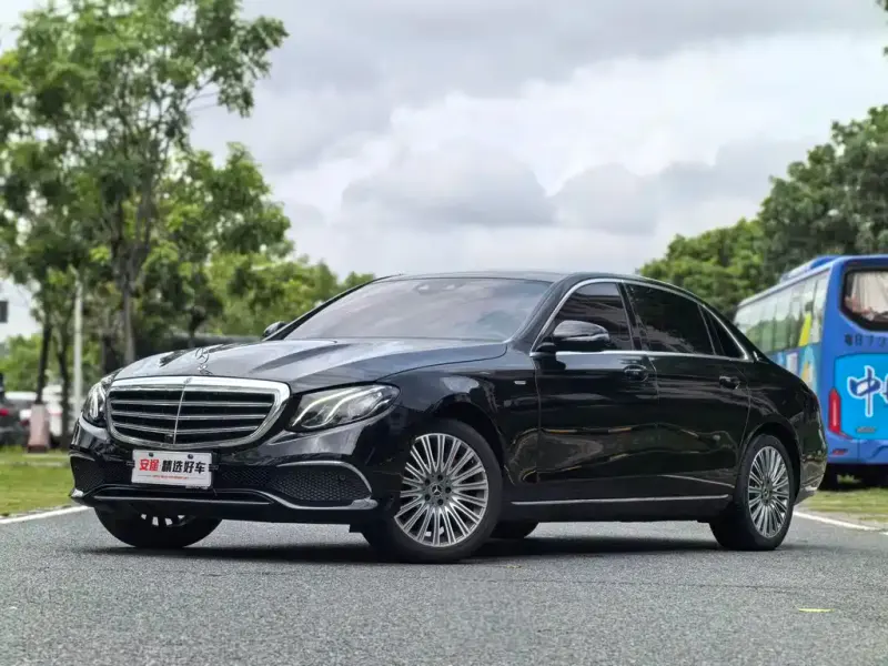 Mercedes-Benz E-Class, 2020 — фото 1
