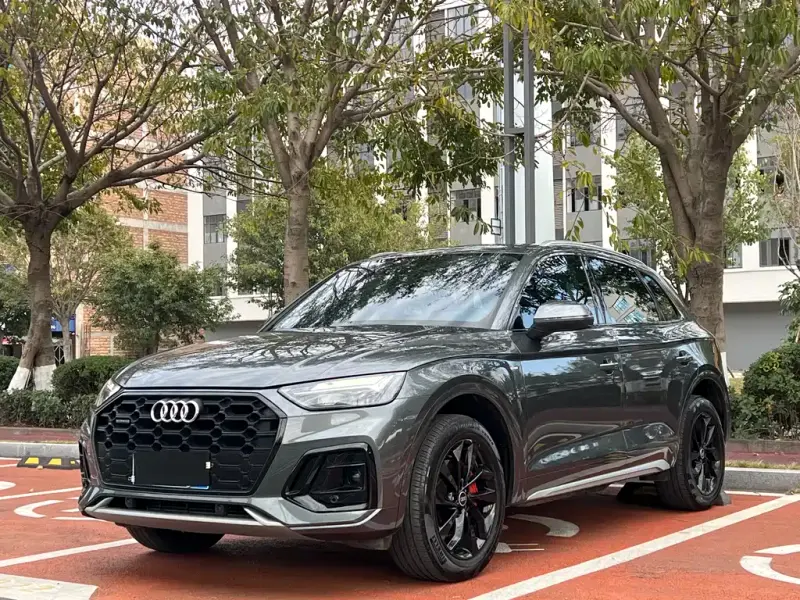 Audi Q5L, 2022