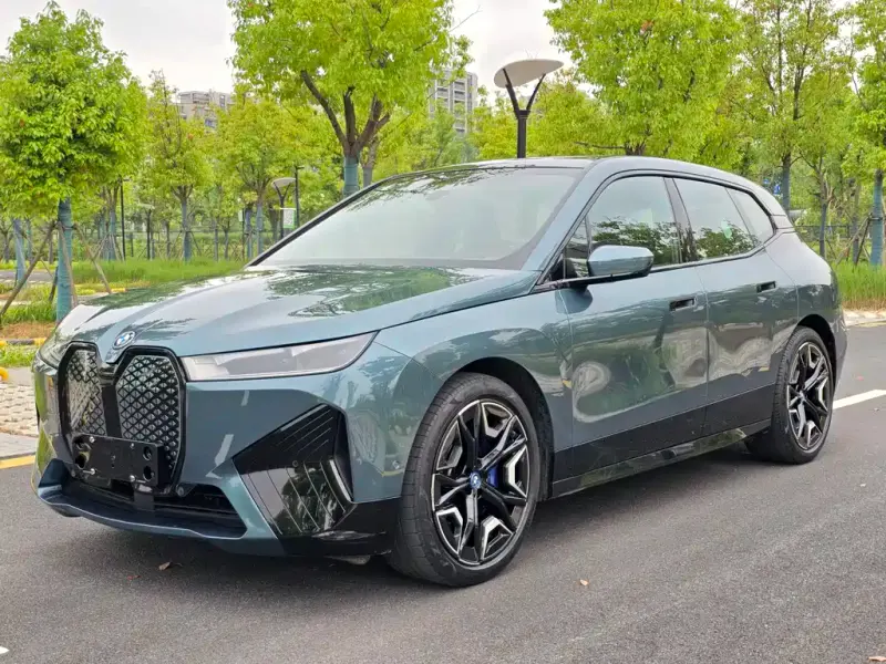 BMW iX, 2022