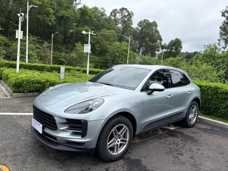 Porsche Macan, 2021