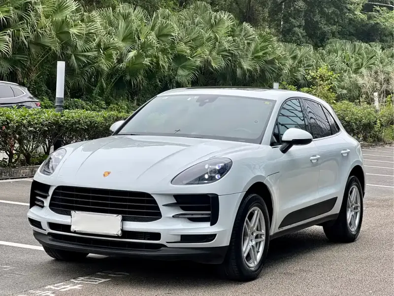 Porsche Macan, 2021