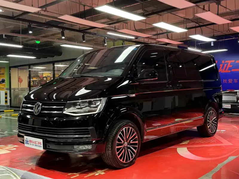 Volkswagen Multivan, 2019 — фото 1