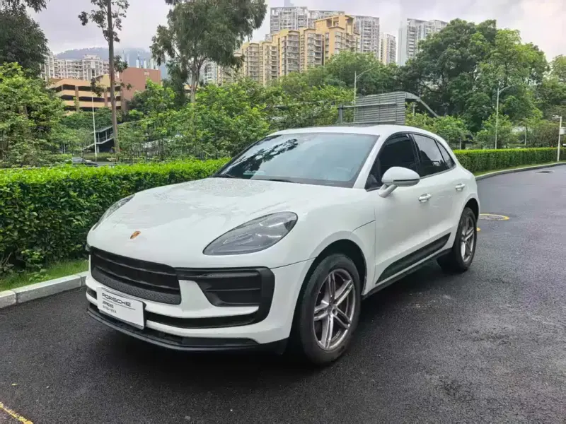 Porsche Macan, 2025