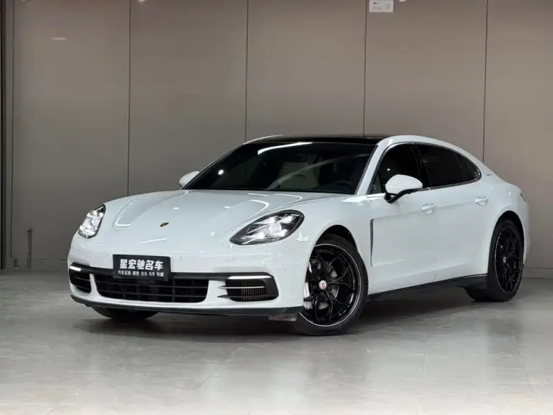 Porsche Panamera, 2019 — фото 1
