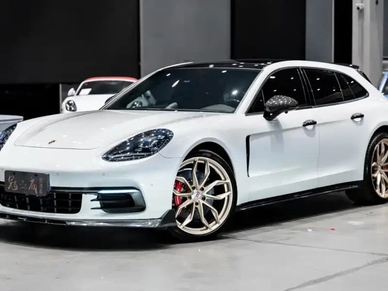 Porsche Panamera, 2019 — фото 1