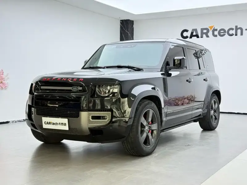 Land Rover Defender, 2023