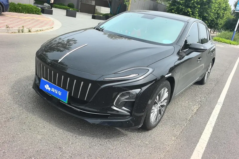 Hongqi E-QM5, 2024