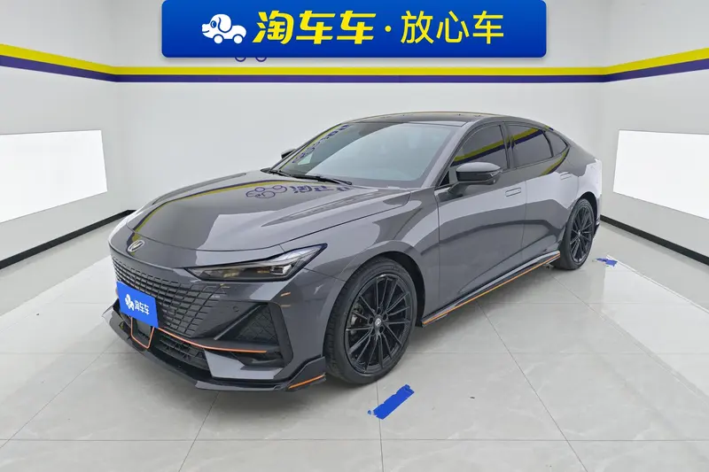 Changan UNI-V 1.5T Sport Edition, 2022 — фото 1