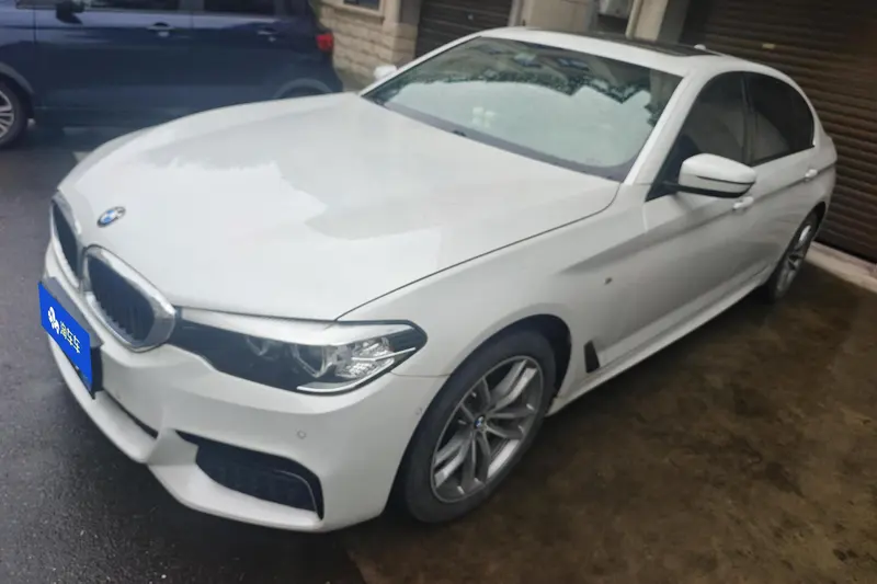 BMW 5-Series, 2019