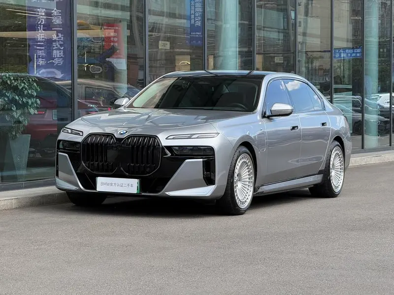 BMW i7 eDrive50L Leading Version M Sport, 2023 — фото 1
