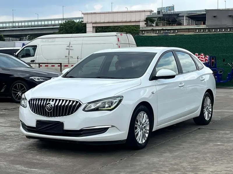 Buick Excelle 15N Auto Elite Version, 2015 — фото 1