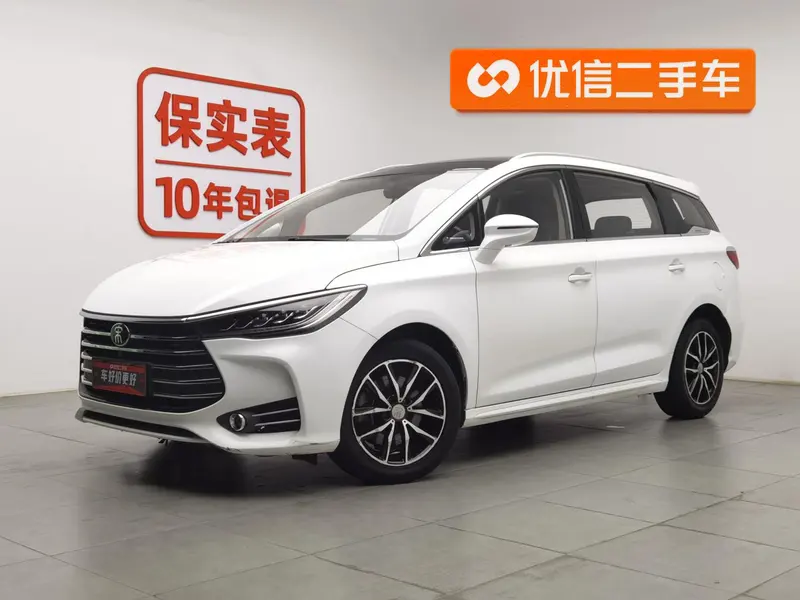 BYD Song MAX 1.5T Auto Smart Connected Elite Version 7 Seater, 2017 — фото 1