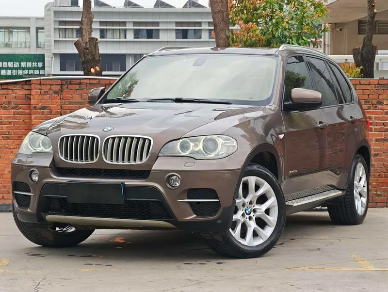 BMW X5 (Import), 2013