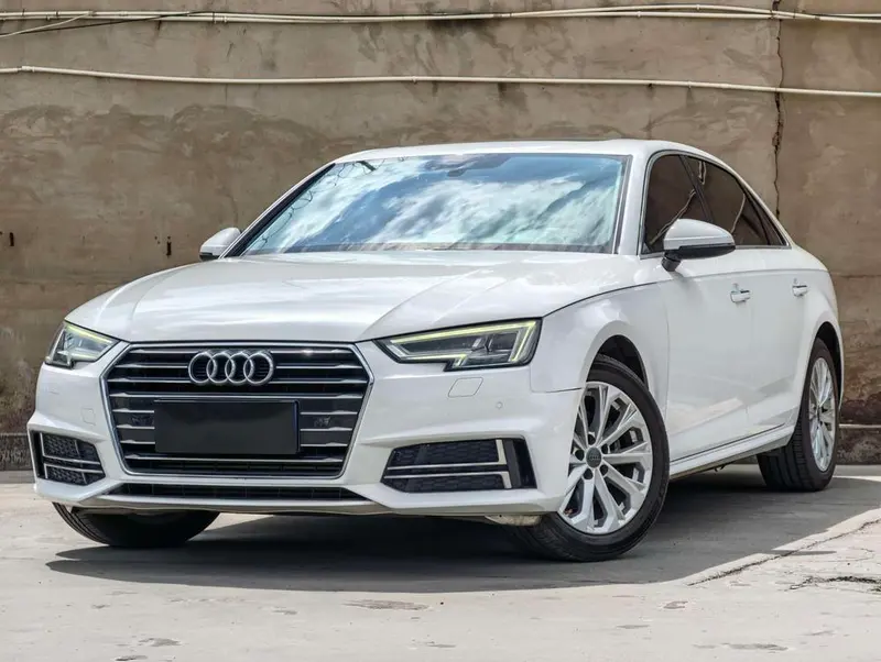 Audi A4L 40 TFSI Fashion Version CN5, 2019 — фото 1