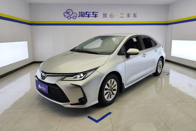 Toyota Corolla 1.5L CVT Edition, 2022 — фото 1