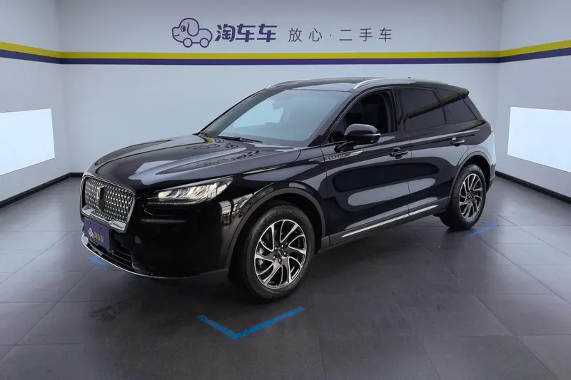 Lincoln Corsair 2.0T 2WD Prestige Edition, 2022 — фото 1