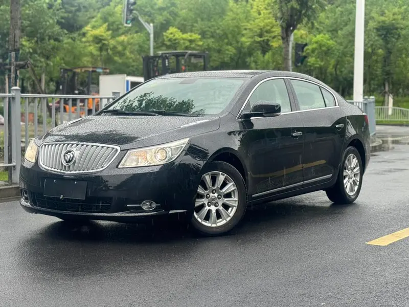 Buick LaCrosse, 2009
