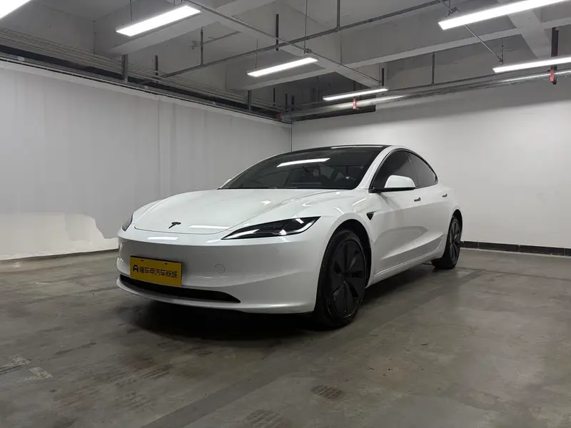 Tesla Model 3, 2023