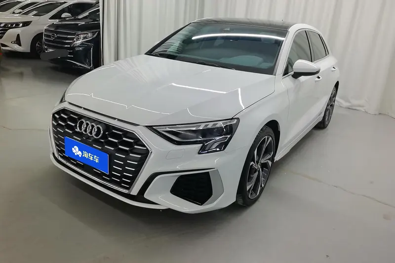 Audi A3 Sportback 35 TFSI Luxury Sport Version, 2021 — фото 1