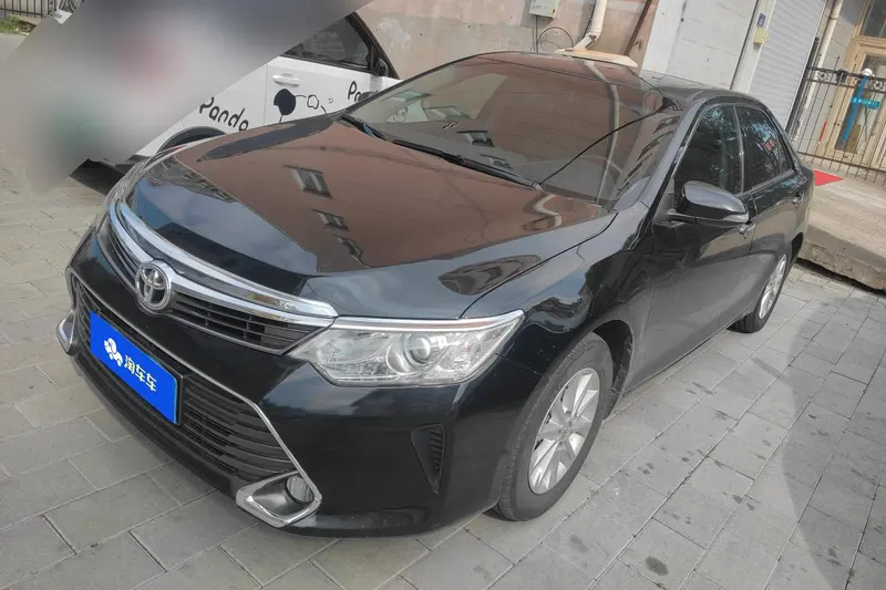 Toyota Camry, 2015