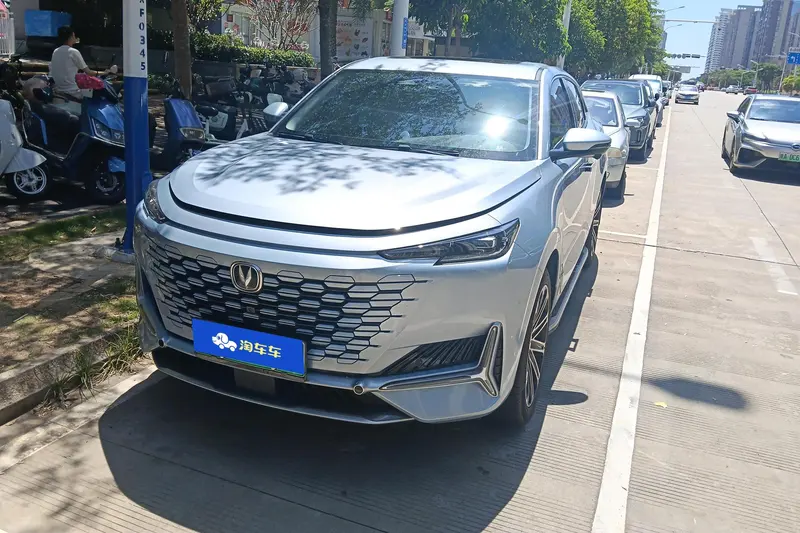 Changan UNI-K iDD Blue iDD 1.5T 130km Premium Version, 2022 — фото 1