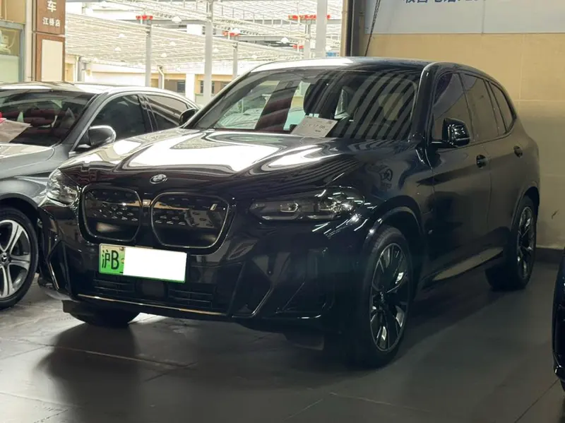 BMW iX3, 2024