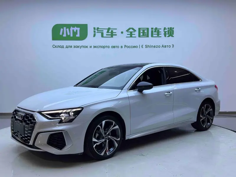 Audi A3 Facelift A3L Limousine 35 TFSI Luxury Sport Version, 2023 — фото 1