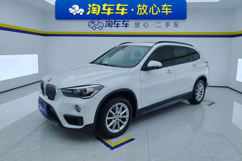 BMW X1 sDrive18Li Fashion Version, 2019 — фото 1