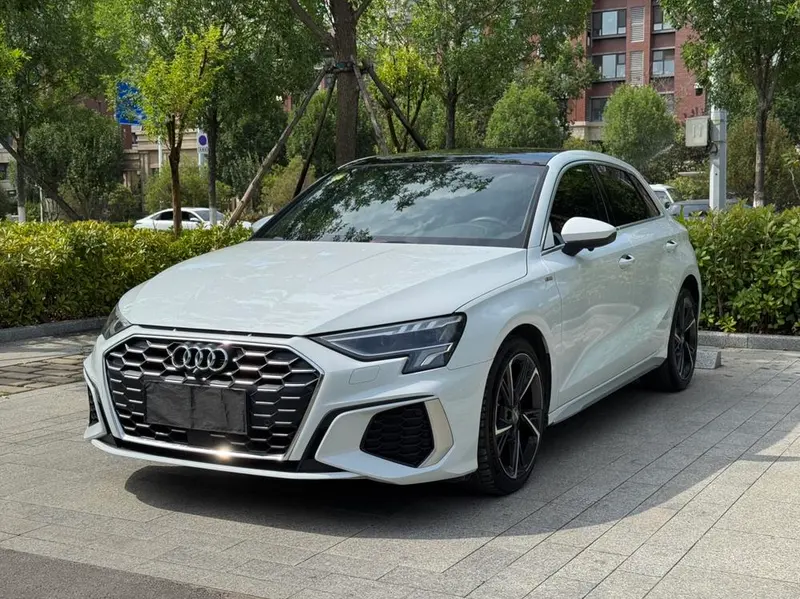 Audi A3 Sportback 35 TFSI Fashion Sport Version, 2022 — фото 1